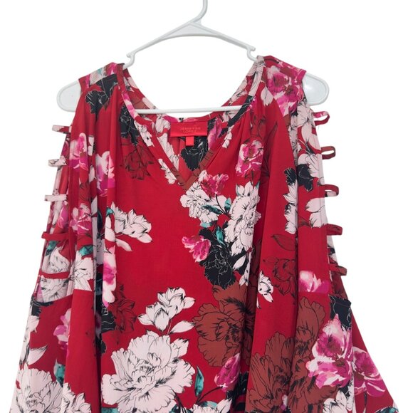 Jennifer Lopez Women SZ XL Red Floral Cold Shoulder Top Blouse V neck - Picture 13 of 14